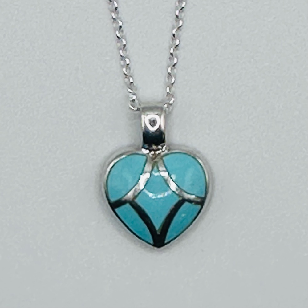 Vintage 925 Sterling Silver Turquoise Petite Heart Pendant Necklace 16”